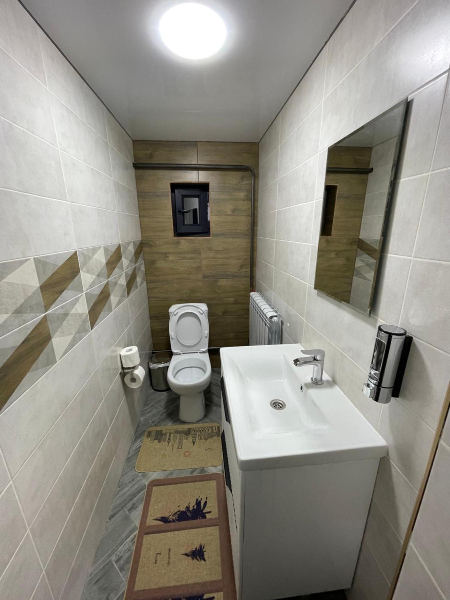 Fam_House Hotel Bishkek Bagian luar foto